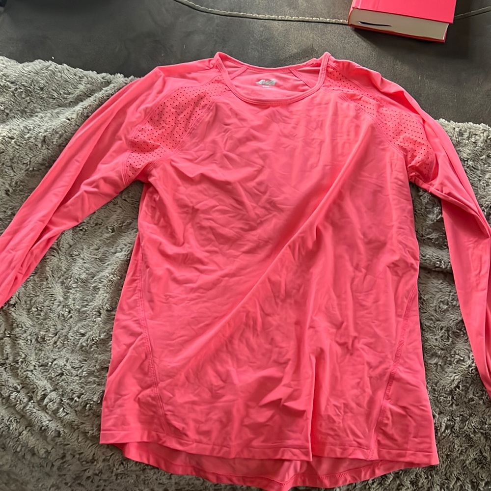 Long sleeve performance T shirt
